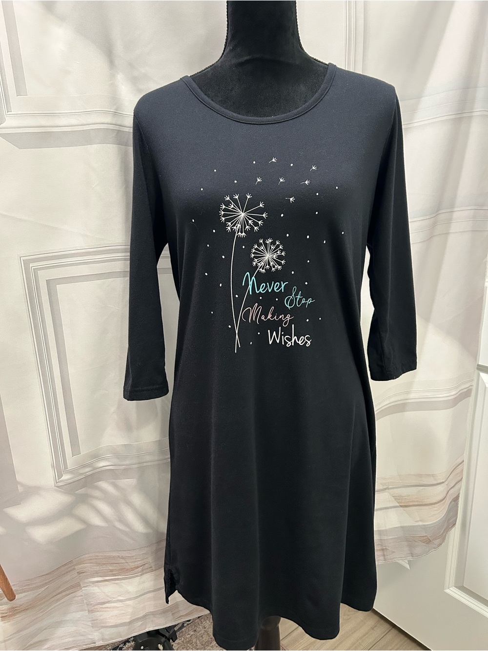 Women’s Black Nightgown “Never Stop Making Wishes” Medium EUC